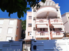 Гостиница Garni Hotel Koral  Будва